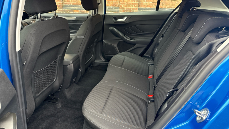 Ford Focus 1.0 EcoBoost Titanium 5dr Petrol Hatchback